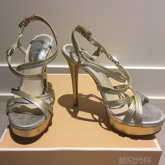 Micheal Kors heels - Picture 3 of 7